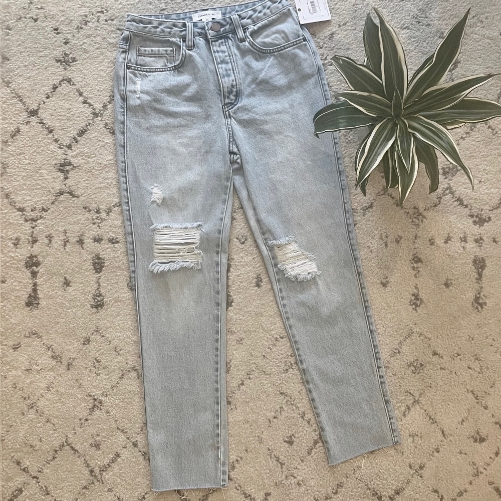 NWT O'Neill distressed mom jeans size 25